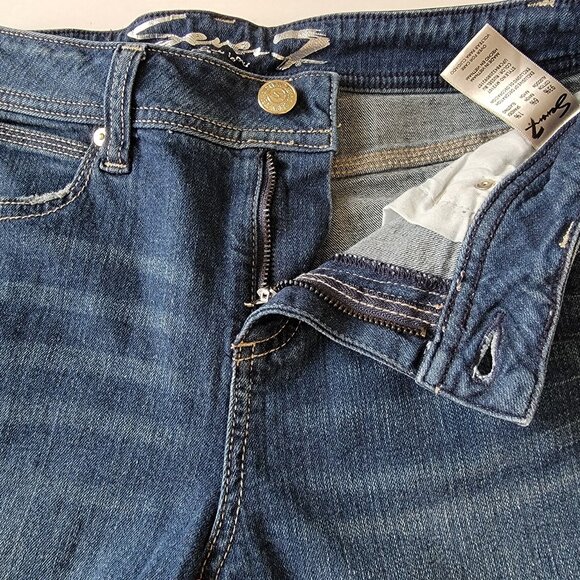 Seven7 Bermuda Shorts Stretch Denim Zip Button Closure Medium Wash Blue Size 6 - Picture 4 of 15